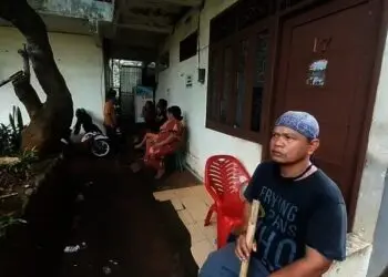 Tetangga Sebut AJ Sering Bagikan Nasi BUngkus Setiap Jumat