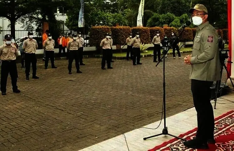 Peringati HUT ke 17, Tagana Banten Tanam 50 Ribu Mangrove
