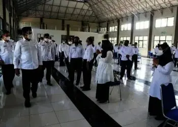 Gubernur Banten Wahidin Halim “Peringatkan” Kepsek dan Guru