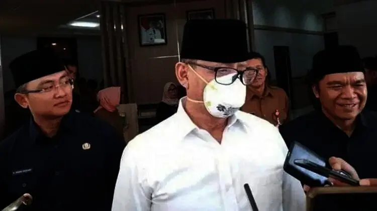 Gubernur Banten Wahidin Halim Perpanjang PPKM Mikro