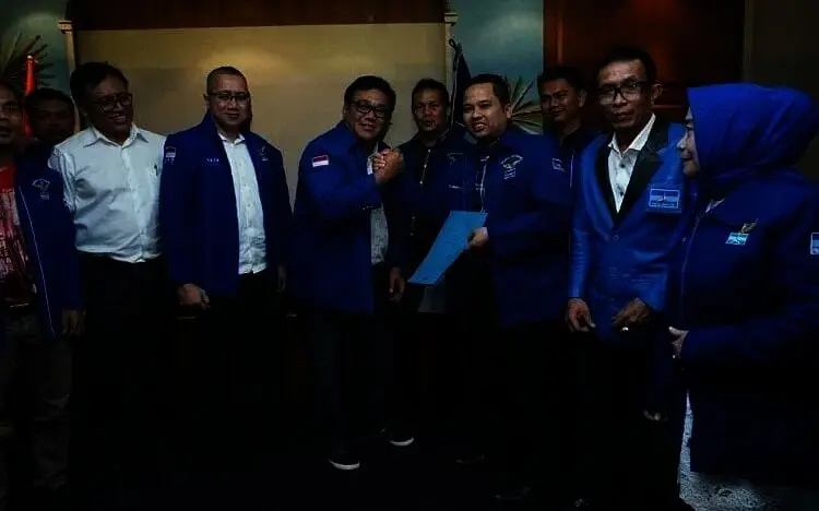 Arief: Tegak Lurus Dukung AHY
