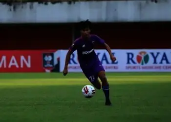 Waspada Gaya Ofensif, Persita Tangerang VS Persib Bandung