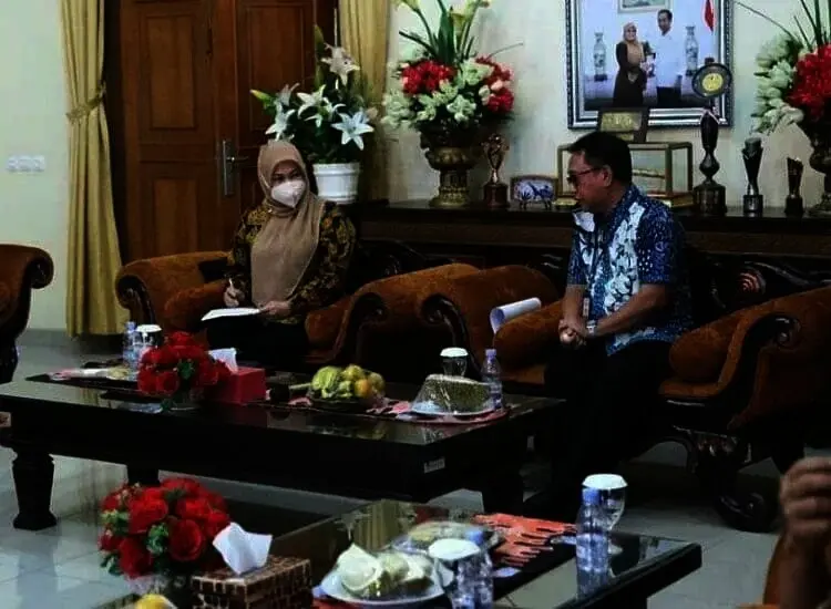 Giliran Kepala BBWSC3 "Ditodong" Bupati Irna