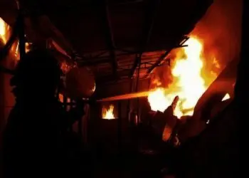 Pabrik Cat di Cikupa Tangerang Ludes Terbakar