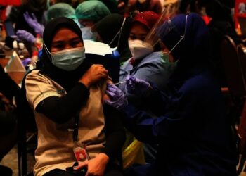 Hasil Survei SMRC, 31 Persen Warga Banten Enggan Divaksin Covid-19