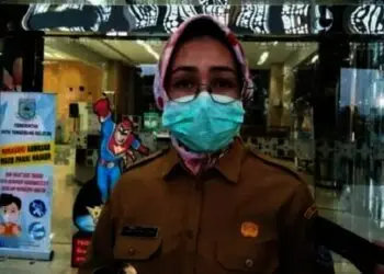 Surati Pusat, Wali Kota Airin Minta Lansia Diprioritaskan