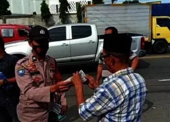Polresta Tangerang Bagikan 27.659 Masker
