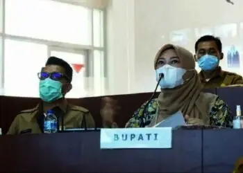 Sambil Menunggu Dilantik, Irna-Tanto Pilih Urusi Keluarga