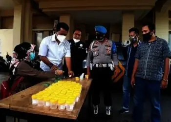 86 Personel Polsek Serpong Laksanakan Cek Urine