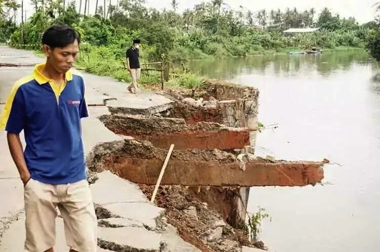 Jalan Kampung Amblas, Pemkab Tangerang Siap Ngecor