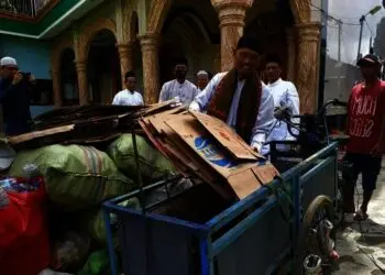 Pandemi, Sedekah Sampah Untuk Pulihkan Ekonomi