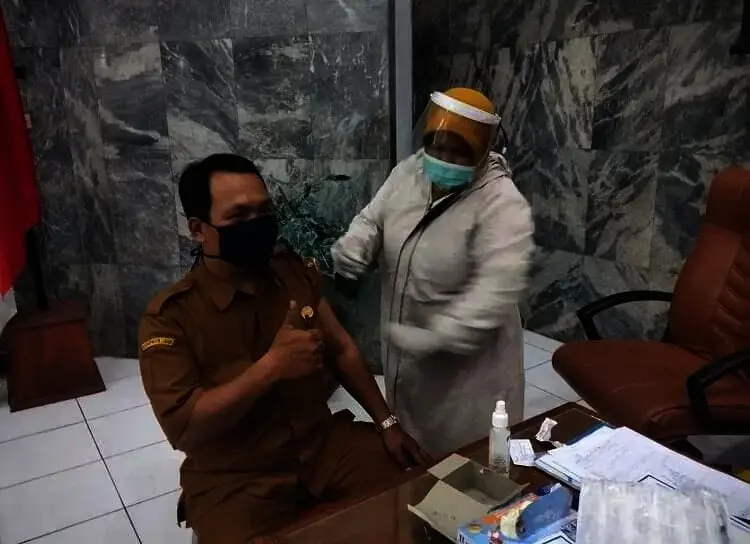 Giliran Staf dan Anggota DPRD Lebak Divaksin Covid-19