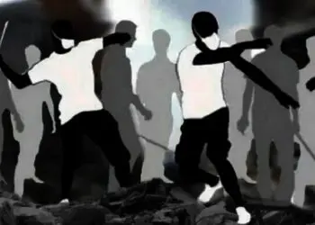Puluhan Orang Bersenjata Tajam di Pondok Aren Mengamuk