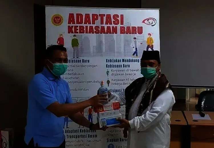 Warga Kota Tangerang Diimbau Rusak Masker Sebelum Dibuang