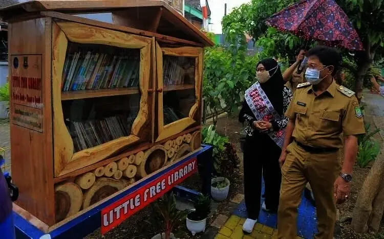Wakil Wali Kota Sachrudin Resmikan Little Free Library