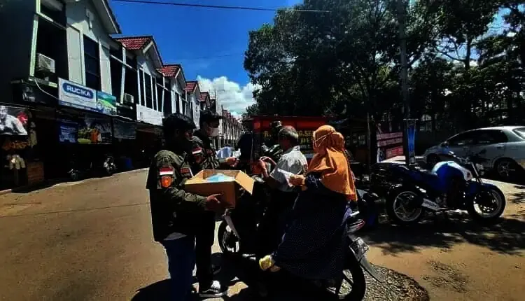 Gardapati Bagi-bagi Masker Gratis di Kabupaten Tangerang