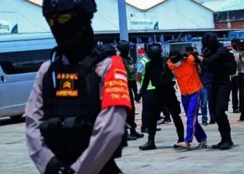 Setibanya 22 Teroris dari Jawa Timur di Bandara Soekarno Hatta