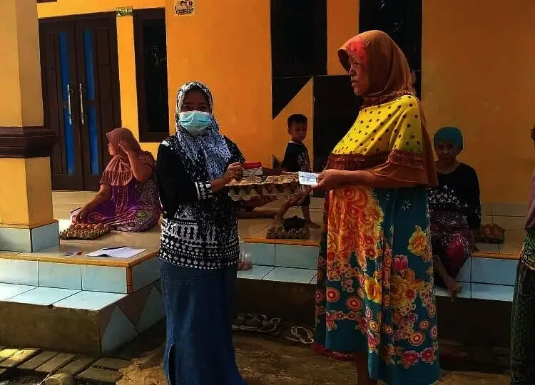 Pemasok BPNT Kecamatan Kroncong Sigap Tanggapi Keluhan KPM