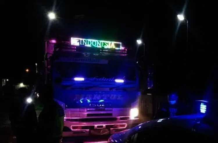 Terobos Jalan Protokol di Pandeglang, Truk Sumbu Tiga Ditilang