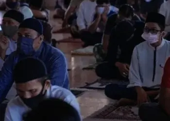 Salat Tarawih dan Idul Fitri Diizinkan, Pemerintah Perluas PPKM