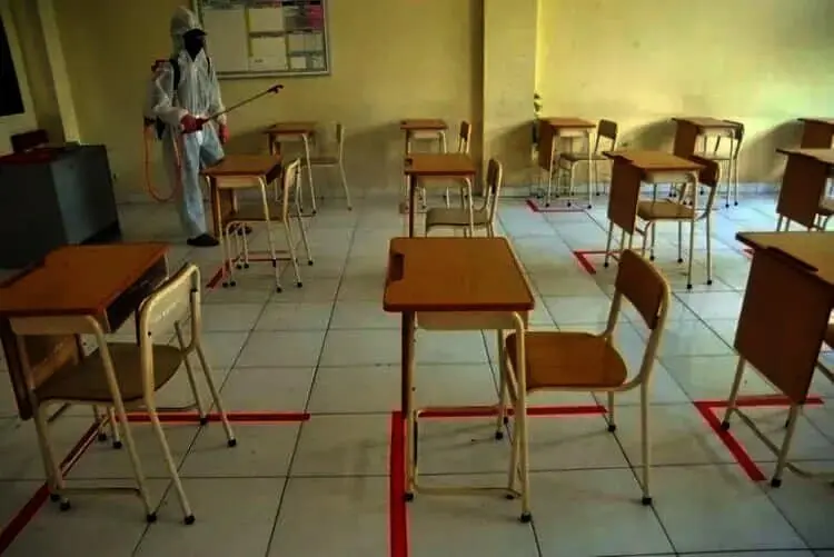 Simulasi Belajar Tatap Muka Mulai Digelar dengan Menerapkan Prokes Covid-19 Ketat