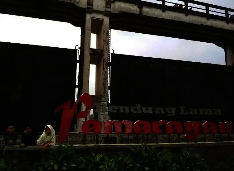Bendungan Lama Masih Kokoh dan Jadi Tempat “Ngabuburit” Masyarakat Bendungan Lama Masih Kokoh dan Jadi Tempat “Ngabuburit” Masyarakat
