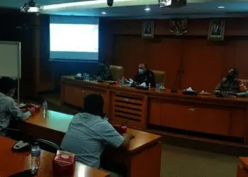 Bupati Pimpin Rapat LKS Tripartit , THR, Mayday dan Vaksinasi Jadi Sorotan