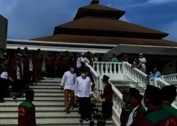 Selamat Jalan Abuya Uci, KH Uci Turtusi Meninggal Dunia Selepas Subuh