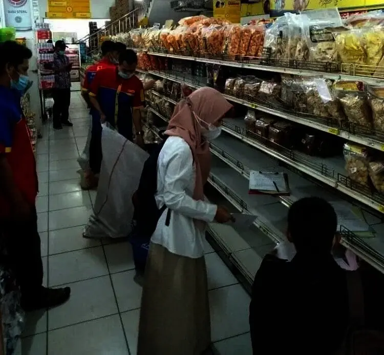 Loka POM Kabupaten Tangerang Temukan Produk Ilegal di Pasar Kemis