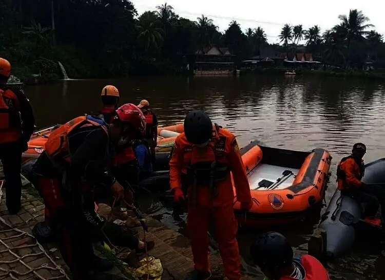 Dikejar Polisi, Bandar Narkoba di Kota Tangsel Nyebur ke Danau