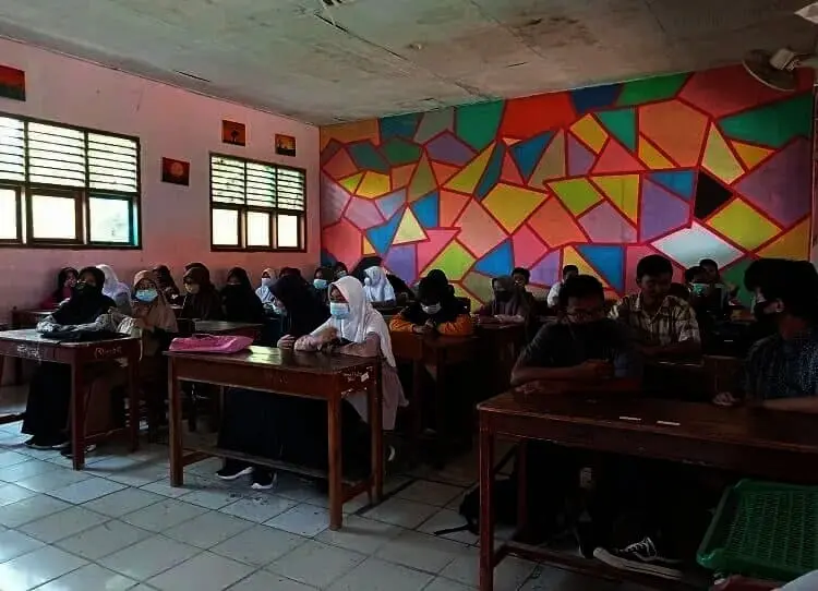 MTsN 1 Rajeg Uji Coba PTM, Kecewa Baru 10 Guru yang Divaksin