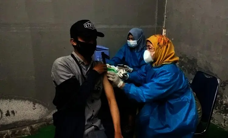 MUI Kabupaten Lebak Sarankan Vaksinasi Digelar Malam