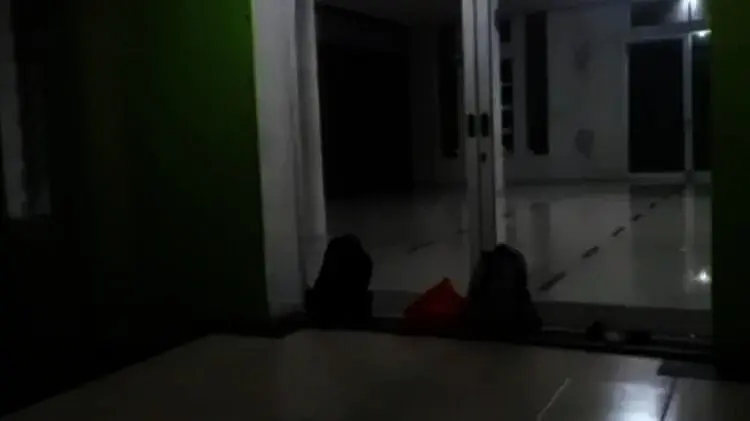 Hebohkan Warga, Tas Mencurigakan Ternyata Berisi Pakaian Kotor