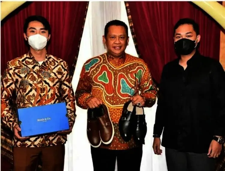 Monk & Co. Sepatu Lokal Kualitas Ekspor, Harga Ekonomis, Sudah Dipakai Tokoh Ternama