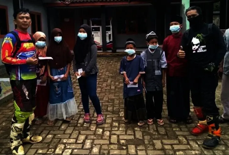 STRAP Santuni Anak Yatim di Banjar Pandeglang