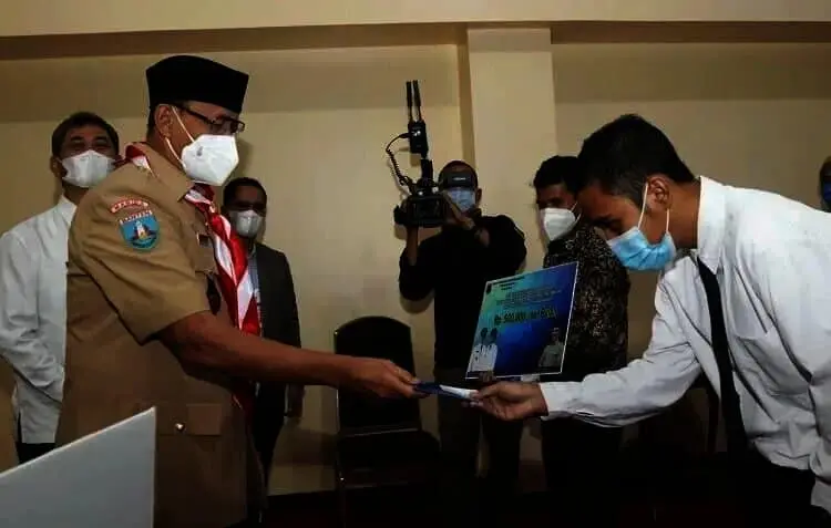 Alhamdulillah, 16.165 Guru Swasta di Banten Diberi Insentif Alhamdulillah, 16.165 Guru Swasta di Banten Diberi Insentif