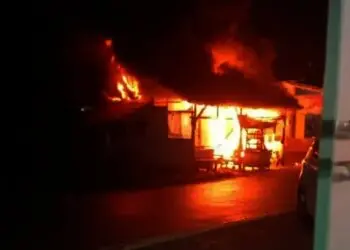 Api Tambal Ban Lahap Bengkel Motor di Banjar Pandeglang