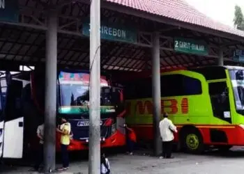 4 Kendaraan Umum di Terminal Pakupatan Kota Serang Tak Layak Operasi
