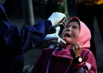 MUI Keluarkan Fatwa, Tes Usap Tak Batalkan Puasa