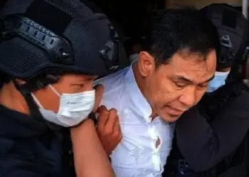Munarman Ditangkap Densus 88, Terkait Baiat Anggota ISIS di Tiga Kota, Akses Menuju Rumah Munarman Ditutup Untuk Umum