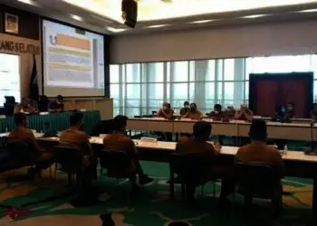 Pimpin Rapat Perdana, Wali Kota Benyamin Soroti Kemampuan ASN