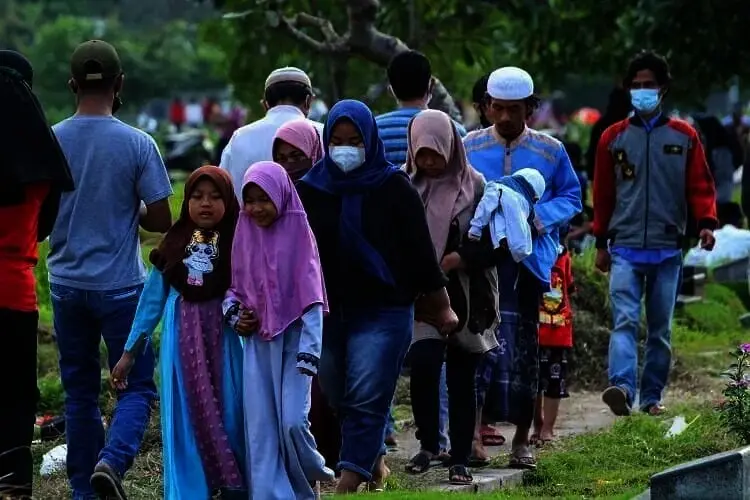 Ziarah Kubur Jelang Ramadhan