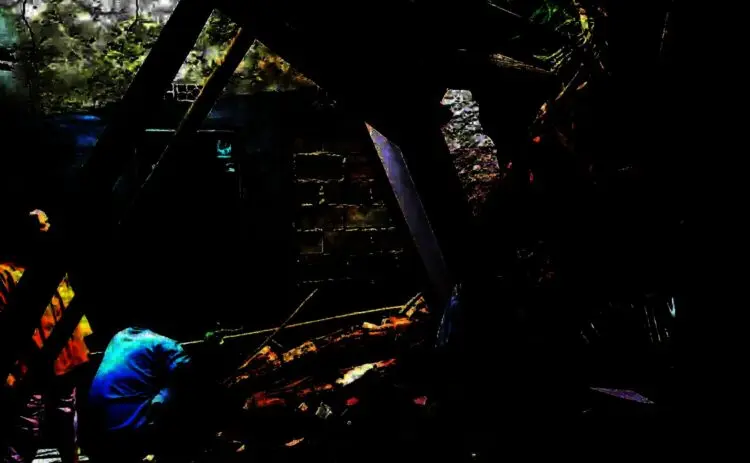 Dua Rumah di Keranggan Tangsel Diterjang Longsor