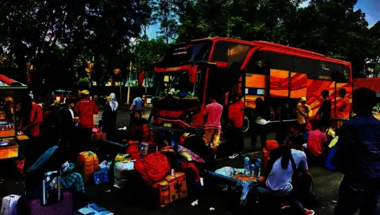 Pemberlakukan Larangan Berakhir, Warga Ramai-ramai Mudik