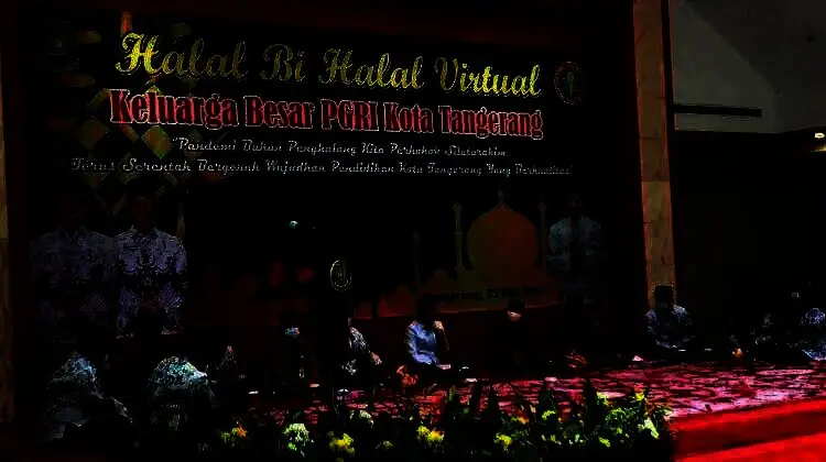 Wali Kota Arief Minta Guru Rapid Test dan Divaksin