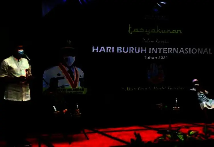 Disnaker Kabupaten Tangerang Gelar Tasyakuran Bersama Buruh