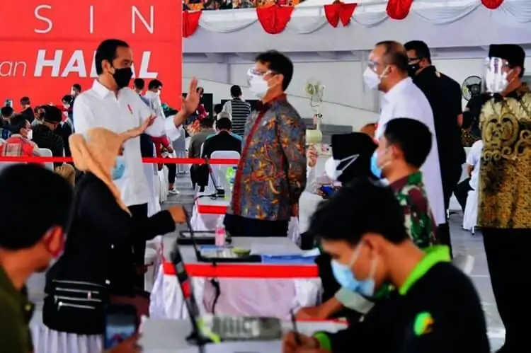 Presiden Jokowi Puji Pelaksanaan Vaksinasi di Kabupaten Tangerang