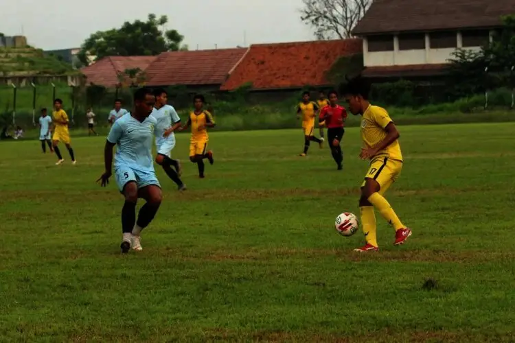 Sahala Coret 10 Calon Pemain Persikota