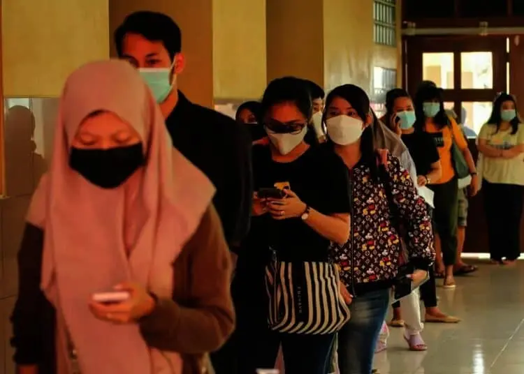 Vaksinasi COVID-19 Untuk Warga Berusia 18 Tahun Ke Atas