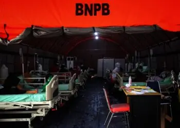 Tenda Darurat Khusus Pasien COVID-19 di RSUP dr Sitanala Penuh